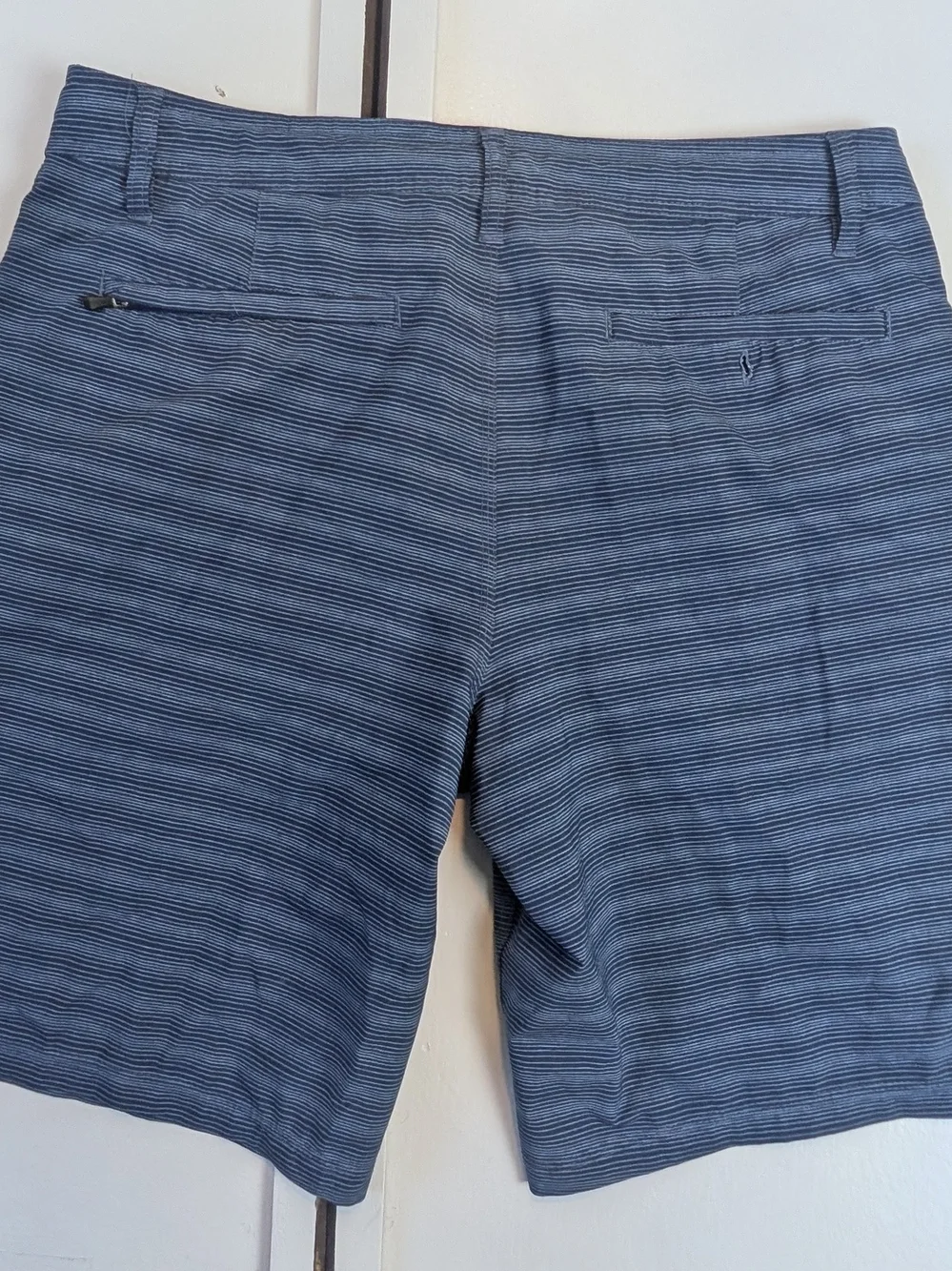 Hang Ten Men's Navy Blue Subtle Stripe Flat Front Shorts